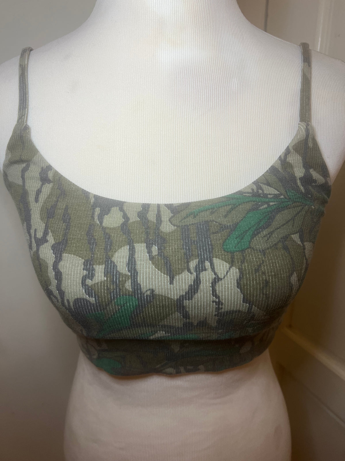 Amber Moon Revival: Tribe Kelley Mossy Oak Camo Traveler Bra in Greenleaf