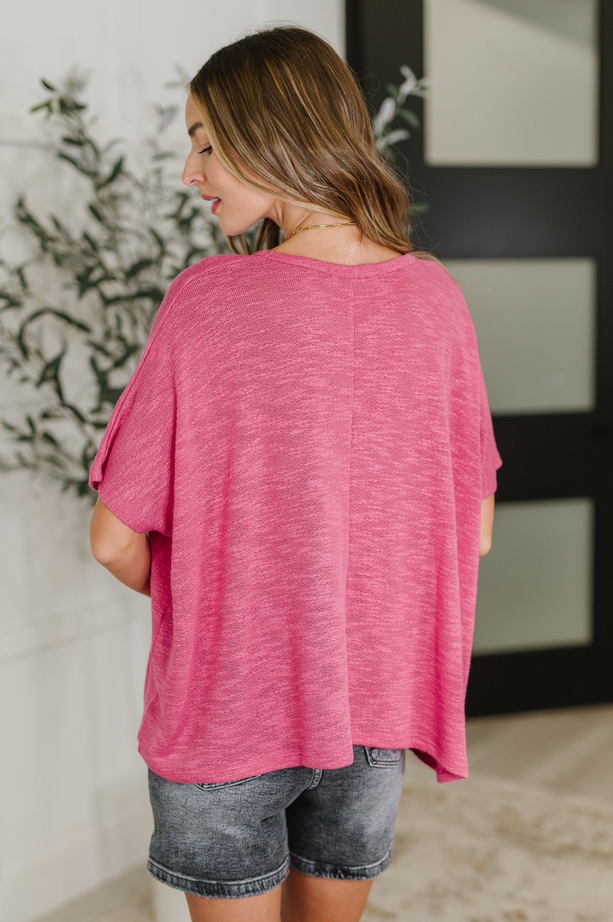 Kenny Tee in Hot Pink