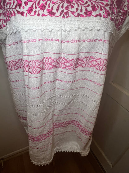 Vintage Mexican Floral Cotton Blouse in White and Pink