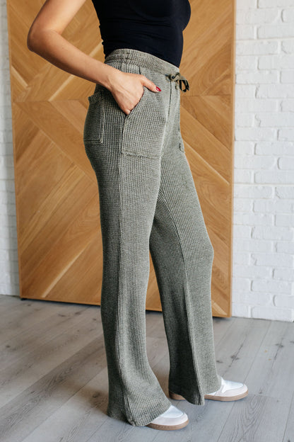 Leesa Pants in Olive