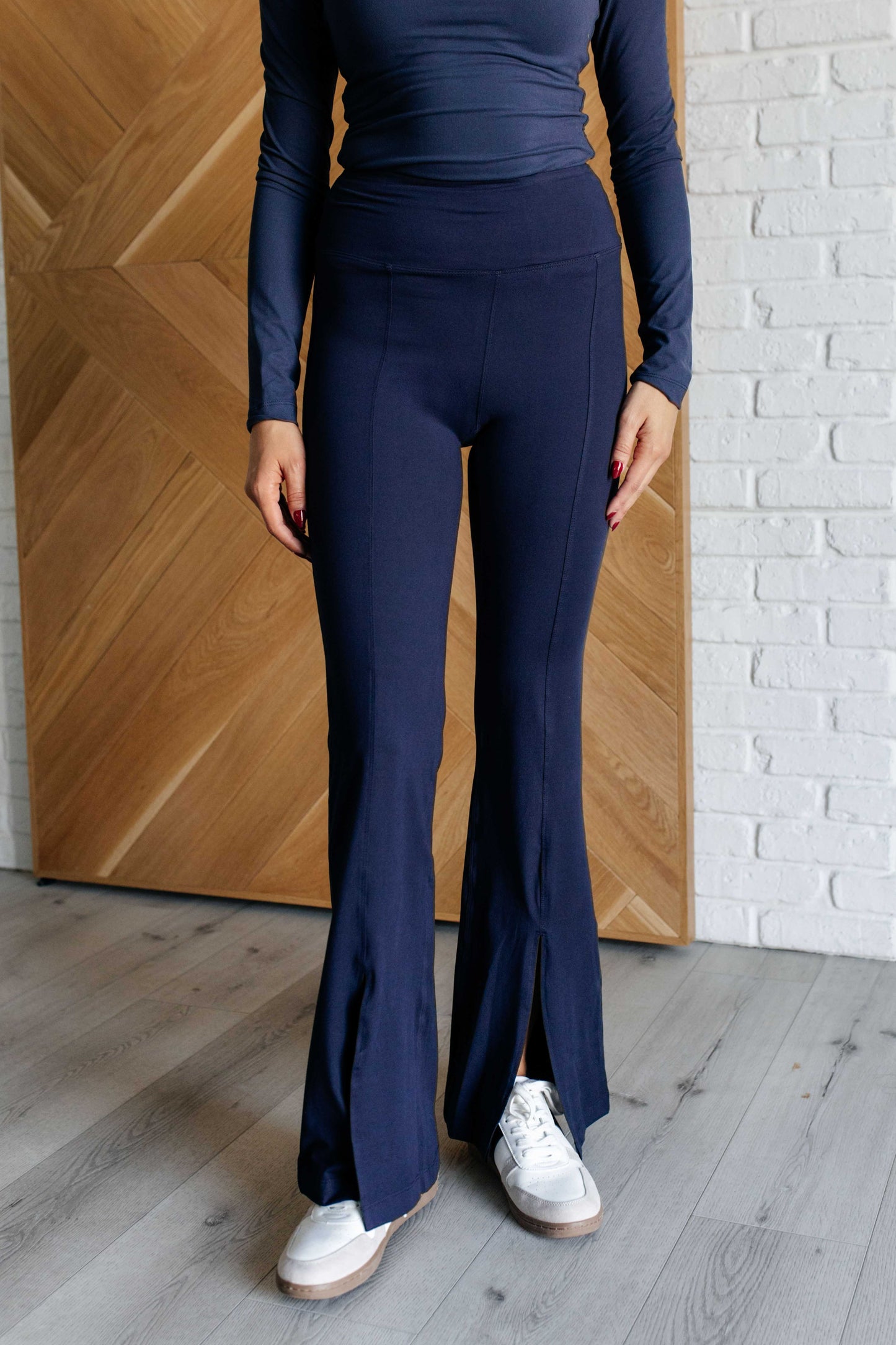 Split Front Flare Leggings in Navy