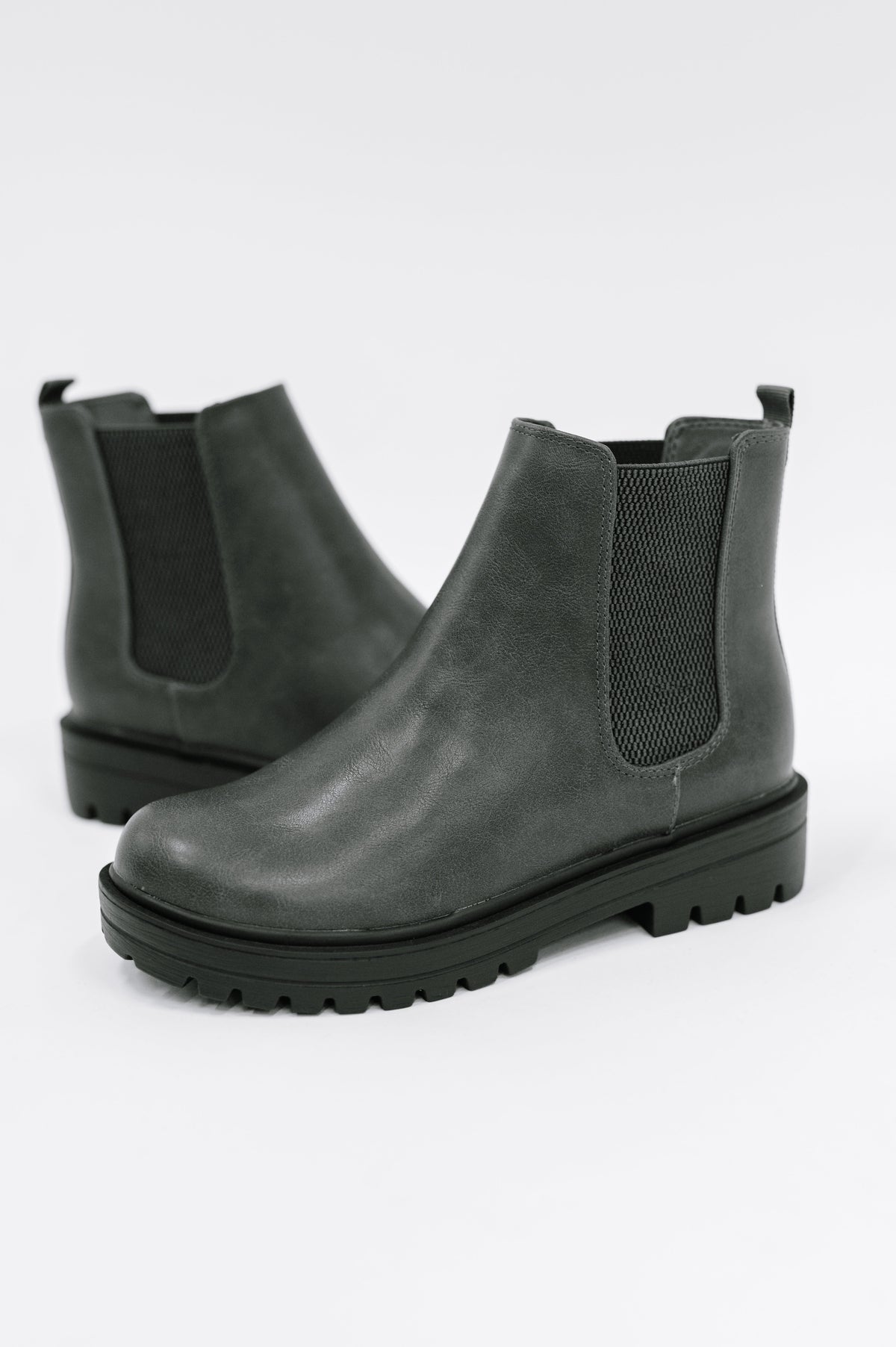 Paden Chelsea Boots